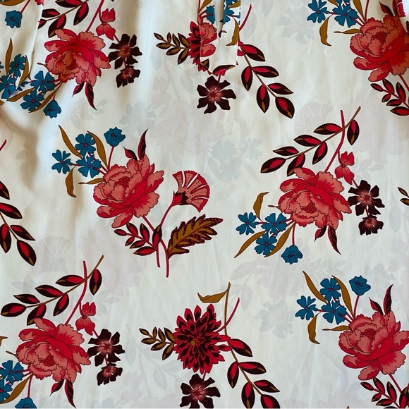 LOFT • Floral Print Blouse • Size M • EUC - Picture 2 of 6